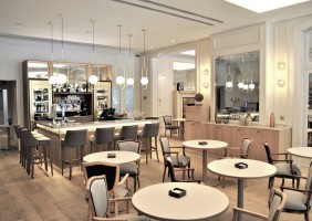 Lamaro Hotel