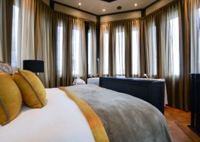 Hotel Twentyseven