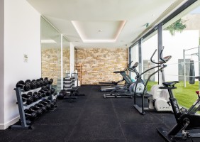 Jupiter Marina Hotel – Couples & Spa