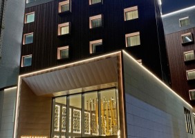 Wine & Books Porto Hotel