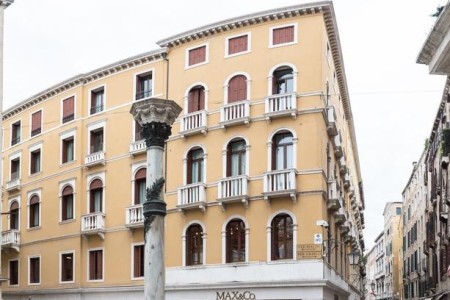 Imagem da galeria de San Teodoro Palace - Luxury Apartments