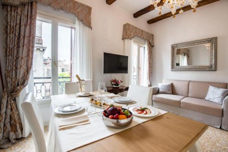 Imagem da galeria de San Teodoro Palace - Luxury Apartments