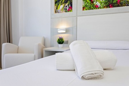 Imagem da galeria de Hostal Molins Park