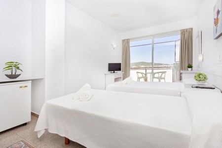 Imagem da galeria de Hostal Molins Park