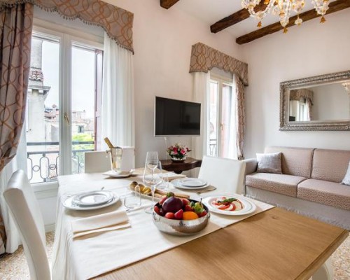 Imagem da galeria de San Teodoro Palace - Luxury Apartments