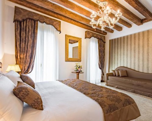 Imagem da galeria de San Teodoro Palace - Luxury Apartments