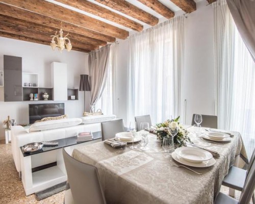 Imagem da galeria de San Teodoro Palace - Luxury Apartments