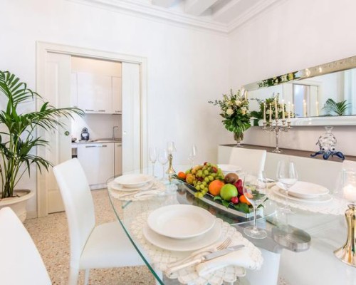 Imagem da galeria de San Teodoro Palace - Luxury Apartments