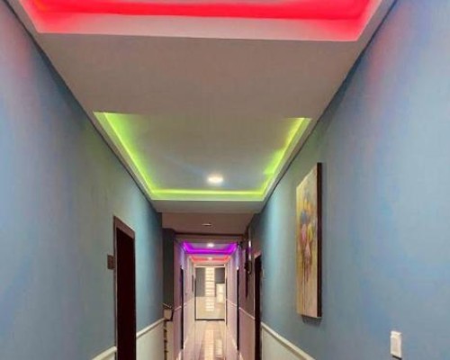 Imagem da galeria de West Wing Hotel
