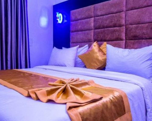 Imagem da galeria de La Posh Hotel And Lounge Coker