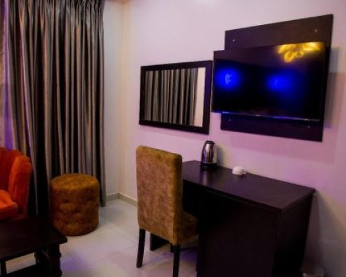 Imagem da galeria de La Posh Hotel And Lounge Coker