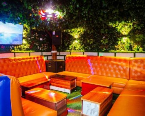 Imagem da galeria de La Posh Hotel And Lounge Coker