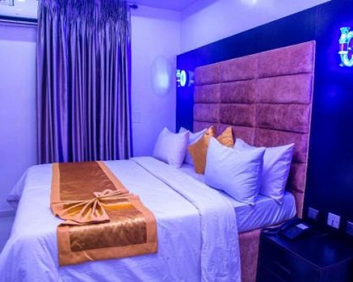 Imagem da galeria de La Posh Hotel And Lounge Coker